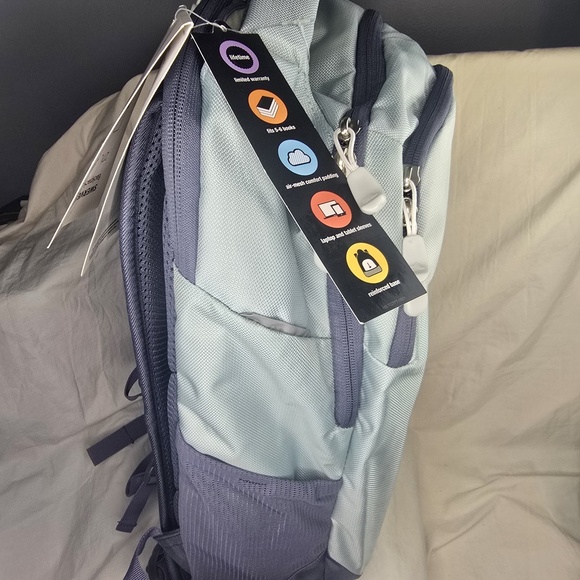 High Sierra - Swerve Pro Laptop Backpack‎ for 17" Laptop - Gray Blue/Blue Haze - Picture 4 of 12